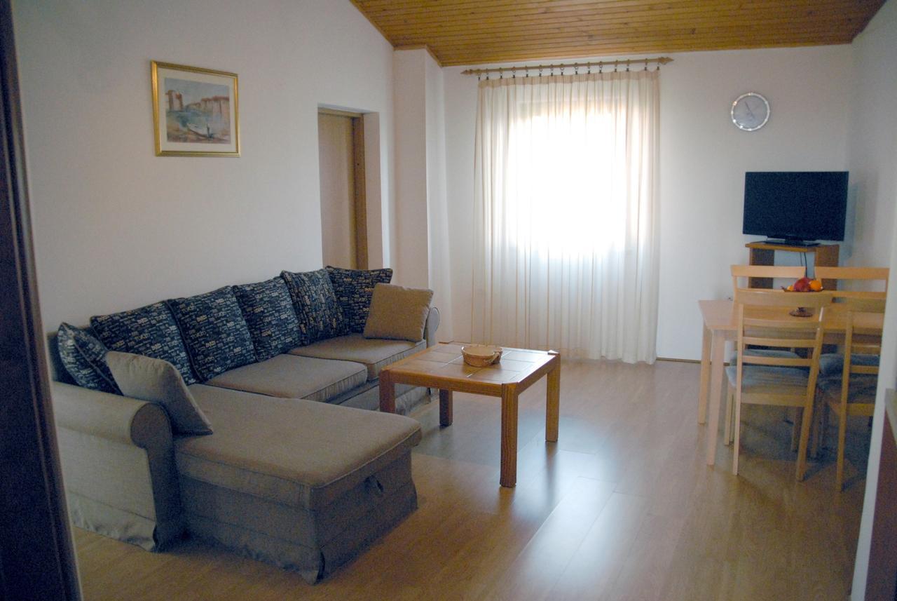Apartment Castel Bale Ngoại thất bức ảnh